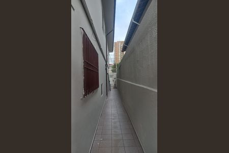 Casa para alugar com 130m², 1 quarto e 2 vagas Casa para alugar com 130m², 1 quarto e 2 vagasÁrea externa