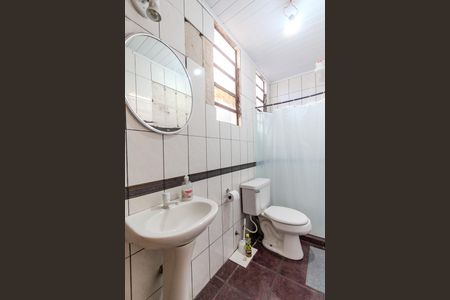 Casa à venda com 52m², 3 quartos e 1 vaga Casa à venda com 52m², 3 quartos e 1 vagaBanheiro