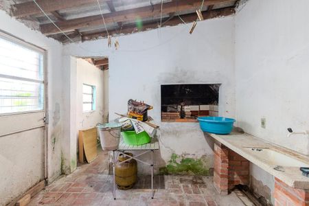Casa à venda com 52m², 3 quartos e 1 vaga Casa à venda com 52m², 3 quartos e 1 vagaChurrasqueira