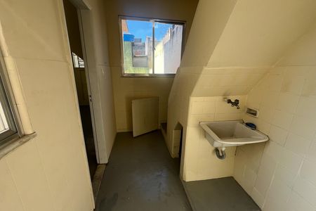 Casa à venda com 100m², 2 quartos e 1 vaga Casa à venda com 100m², 2 quartos e 1 vagaÁrea de Serviço