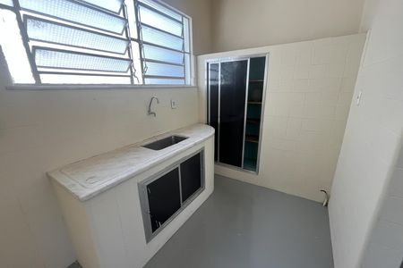 Casa à venda com 100m², 2 quartos e 1 vaga Casa à venda com 100m², 2 quartos e 1 vagaCozinha