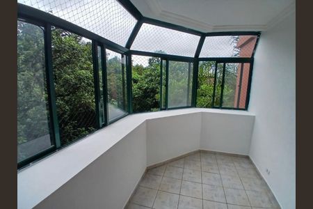 Apartamento à venda com 117m², 4 quartos e 2 vagas Apartamento à venda com 117m², 4 quartos e 2 vagasVaranda
