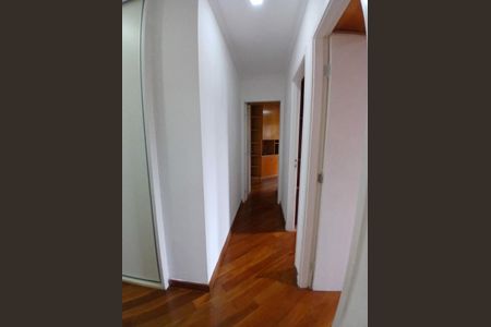 Corredor de apartamento à venda com 4 quartos, 117m² em Jardim Marajoara, São Paulo