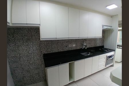 Apartamento à venda com 117m², 4 quartos e 2 vagas Apartamento à venda com 117m², 4 quartos e 2 vagasCozinha