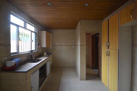 Casa para alugar com 173m², 3 quartos e 1 vagaCozinha