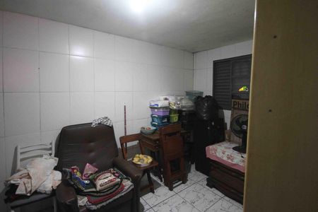 Casa à venda com 170m², 2 quartos e 2 vagas Casa à venda com 170m², 2 quartos e 2 vagasQuarto de Serviço