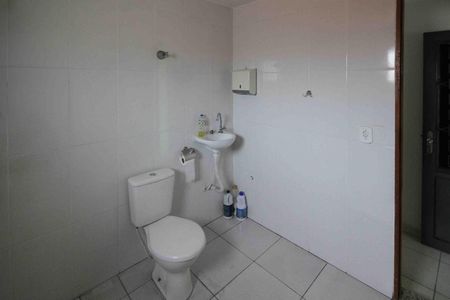Casa à venda com 170m², 2 quartos e 2 vagas Casa à venda com 170m², 2 quartos e 2 vagasEdícula