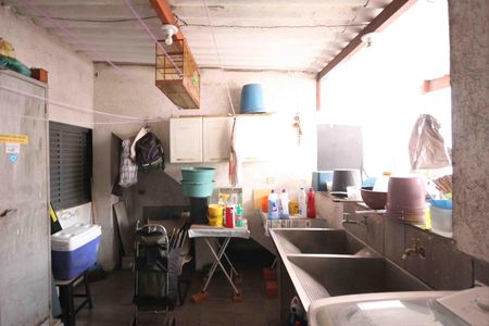 Casa à venda com 170m², 2 quartos e 2 vagas Casa à venda com 170m², 2 quartos e 2 vagasÁrea Externa