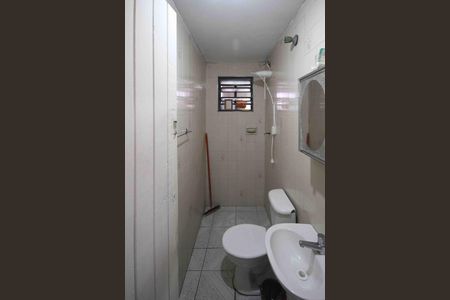 Casa à venda com 170m², 2 quartos e 2 vagas Casa à venda com 170m², 2 quartos e 2 vagasBanheiro de serviço