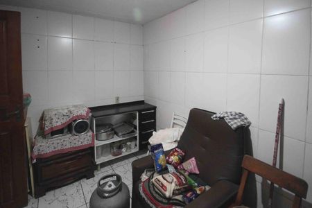 Casa à venda com 170m², 2 quartos e 2 vagas Casa à venda com 170m², 2 quartos e 2 vagasQuarto de Serviço