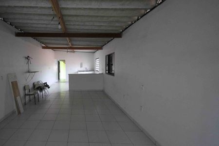 Casa à venda com 170m², 2 quartos e 2 vagas Casa à venda com 170m², 2 quartos e 2 vagasEdícula