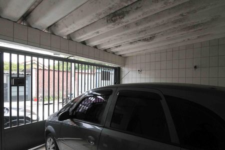 Casa à venda com 170m², 2 quartos e 2 vagas Casa à venda com 170m², 2 quartos e 2 vagasGaragem