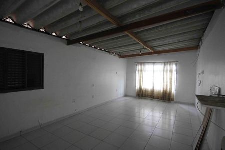Casa à venda com 170m², 2 quartos e 2 vagas Casa à venda com 170m², 2 quartos e 2 vagasEdícula