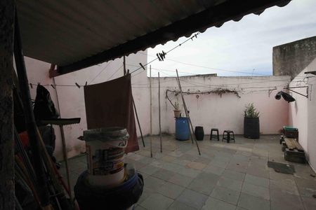 Casa à venda com 170m², 2 quartos e 2 vagas Casa à venda com 170m², 2 quartos e 2 vagasÁrea Externa