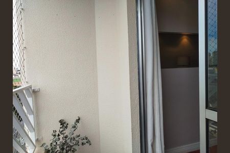 Apartamento à venda com 80m², 3 quartos e 2 vagasVaranda