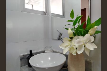 Apartamento à venda com 80m², 3 quartos e 2 vagasBanheiro 1 - suíte