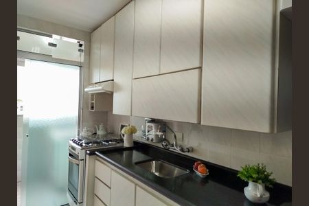 Apartamento à venda com 80m², 3 quartos e 2 vagasCozinha