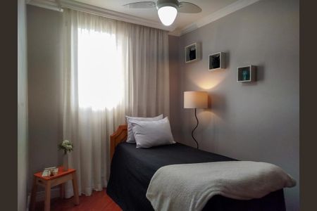 Apartamento à venda com 80m², 3 quartos e 2 vagasQuarto 2