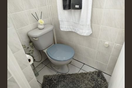 Apartamento à venda com 80m², 3 quartos e 2 vagasBanheiro 4 - de serviço