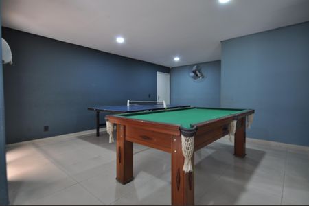 Apartamento para alugar com 73m², 3 quartos e 1 vagaÁrea comum - Sala de jogos