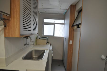 Apartamento para alugar com 73m², 3 quartos e 1 vagaÁrea de Serviço