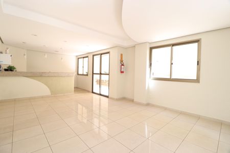 Apartamento para alugar com 72m², 4 quartos e 2 vagasÁrea comum - Salão de festas