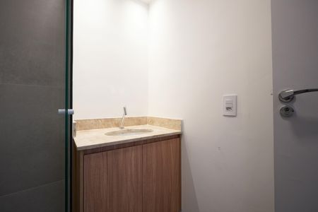 Banheiro de kitnet/studio para alugar com 1 quarto, 30m² em Ipiranga, São Paulo