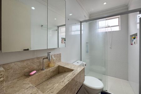 Apartamento à venda com 56m², 2 quartos e 1 vaga Apartamento à venda com 56m², 2 quartos e 1 vagaBanheiro Social
