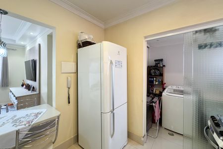Apartamento à venda com 56m², 2 quartos e 1 vaga Apartamento à venda com 56m², 2 quartos e 1 vagaCozinha