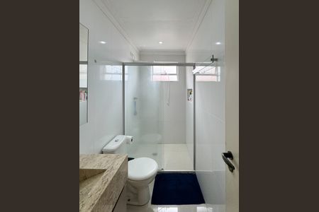 Apartamento à venda com 56m², 2 quartos e 1 vaga Apartamento à venda com 56m², 2 quartos e 1 vagaBanheiro Social