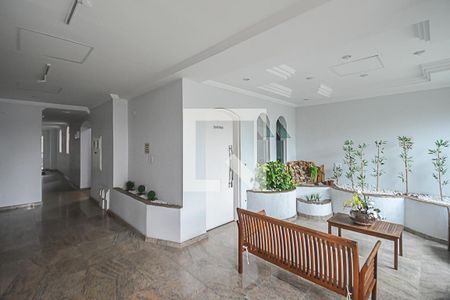 Apartamento à venda com 56m², 2 quartos e 1 vaga Apartamento à venda com 56m², 2 quartos e 1 vagaÁrea comum - Hall