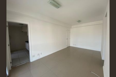 Foto 03 de apartamento para alugar com 2 quartos, 72m² em Vila Monte Alegre, São Paulo