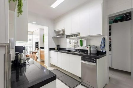 Apartamento à venda com 130m², 4 quartos e 2 vagas