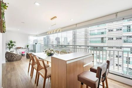 Apartamento à venda com 130m², 4 quartos e 2 vagas