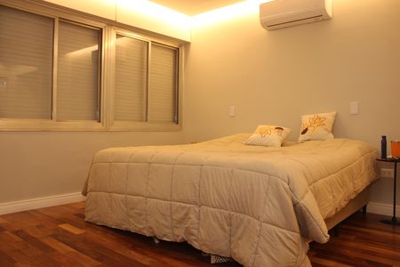 Apartamento à venda com 140m², 2 quartos e 2 vagasSuíte 2