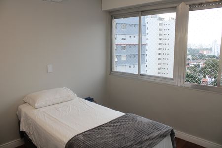 Apartamento à venda com 140m², 2 quartos e 2 vagasSuíte 1