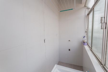 Apartamento para alugar com 75m², 2 quartos e 1 vagaÁrea de Serviço
