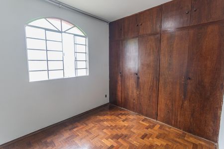 Apartamento para alugar com 75m², 2 quartos e 1 vagaQuarto 1