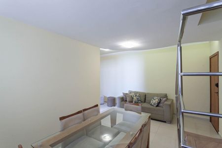 Apartamento à venda com 130m², 2 quartos e 2 vagas Apartamento à venda com 130m², 2 quartos e 2 vagasSala 1