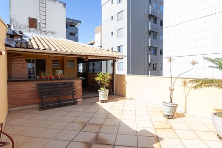 Apartamento à venda com 130m², 2 quartos e 2 vagas Apartamento à venda com 130m², 2 quartos e 2 vagasCobertura