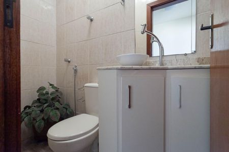 Apartamento à venda com 130m², 2 quartos e 2 vagas Apartamento à venda com 130m², 2 quartos e 2 vagasCobertura - Banheiro social 2