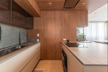 Apartamento para alugar com 90m², 2 quartos e 2 vagasCozinha