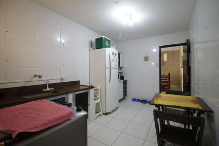 Casa à venda com 125m², 4 quartos e 3 vagasCozinha