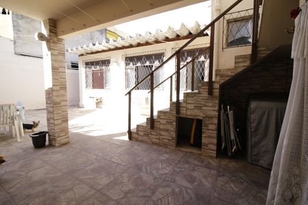 Casa à venda com 125m², 4 quartos e 3 vagasQuintal