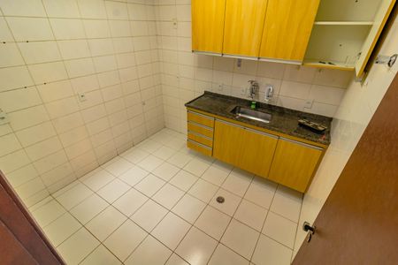Casa de condomínio à venda com 100m², 3 quartos e 2 vagas