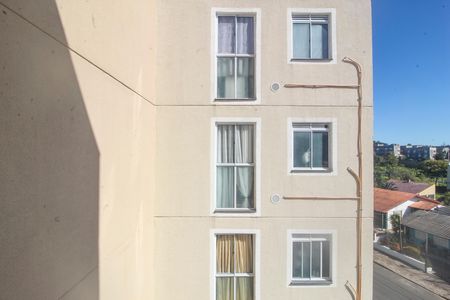 Vista de apartamento para alugar com 2 quartos, 40m² em Cavalhada, Porto Alegre