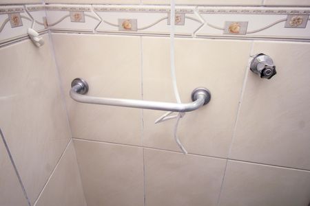 Casa à venda com 72m², 2 quartos e 1 vaga Casa à venda com 72m², 2 quartos e 1 vagaBanheiro da Suíte 1