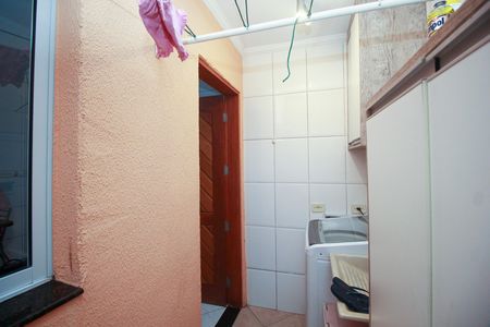 Casa à venda com 72m², 2 quartos e 1 vaga Casa à venda com 72m², 2 quartos e 1 vagaÁrea de Serviço