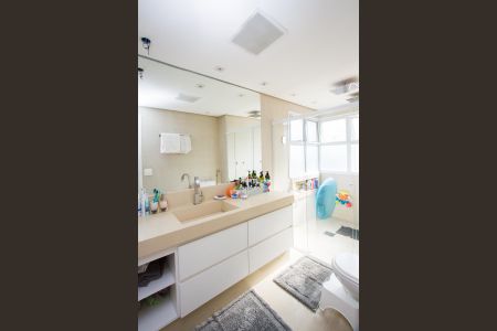 Apartamento à venda com 107m², 2 quartos e 2 vagas