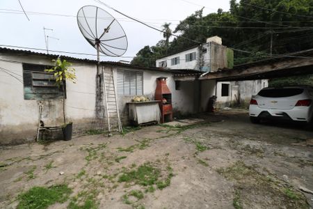 Casa para alugar com 200m², 2 quartos e 3 vagas Casa para alugar com 200m², 2 quartos e 3 vagasQuintal